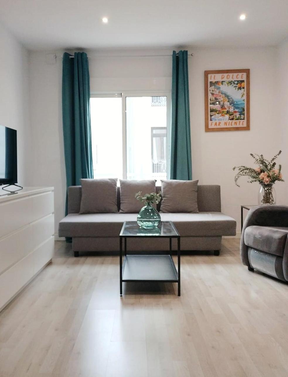 Familias Y Grupos Apartamento Muy Grande En El Centro De Valencia * Valence